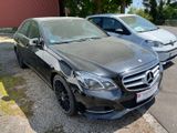 Mercedes-Benz E 220 Avantgarde Lim.  CDI BlueEfficiency - Mercedes-Benz E 220: Avantgarde