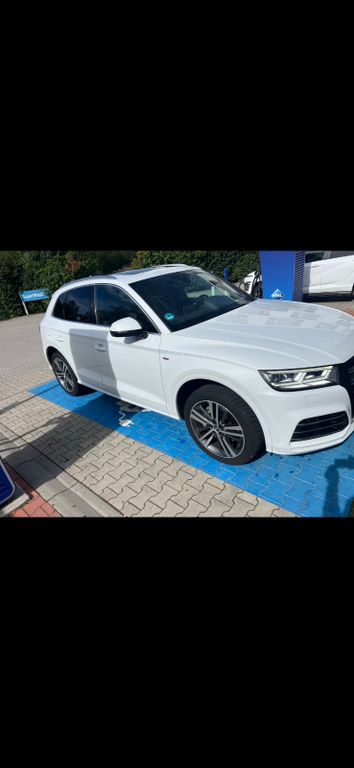 Image of Audi Q5