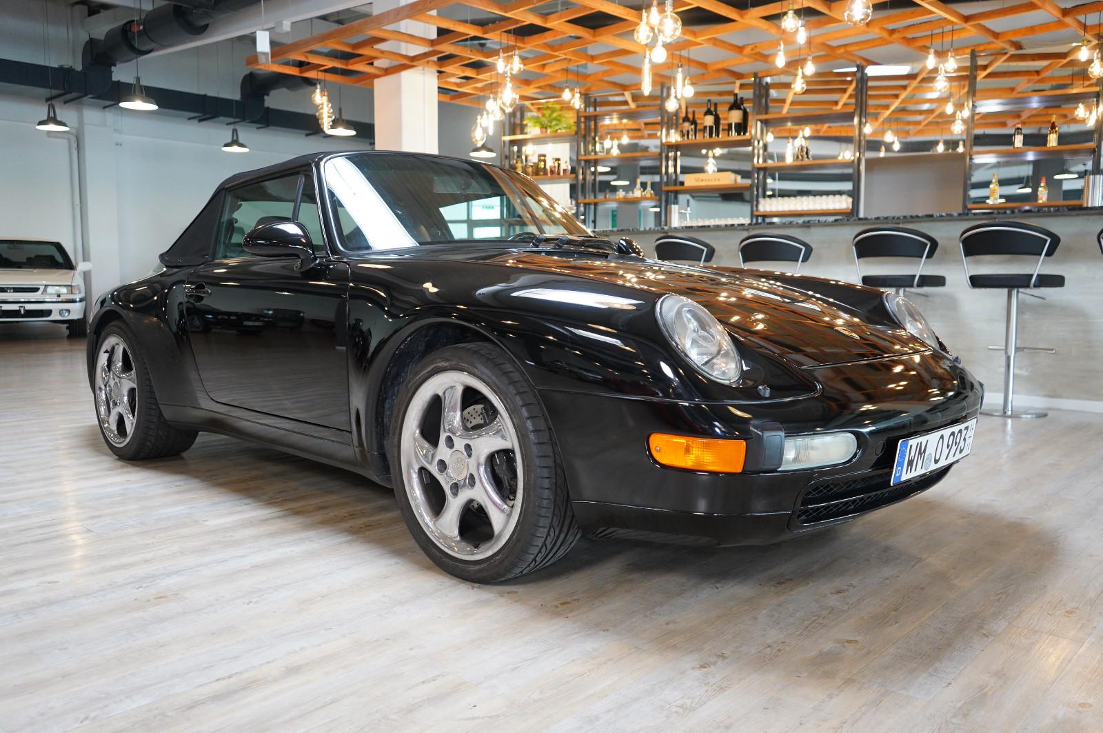 Porsche 993 Carrera Cabriolet