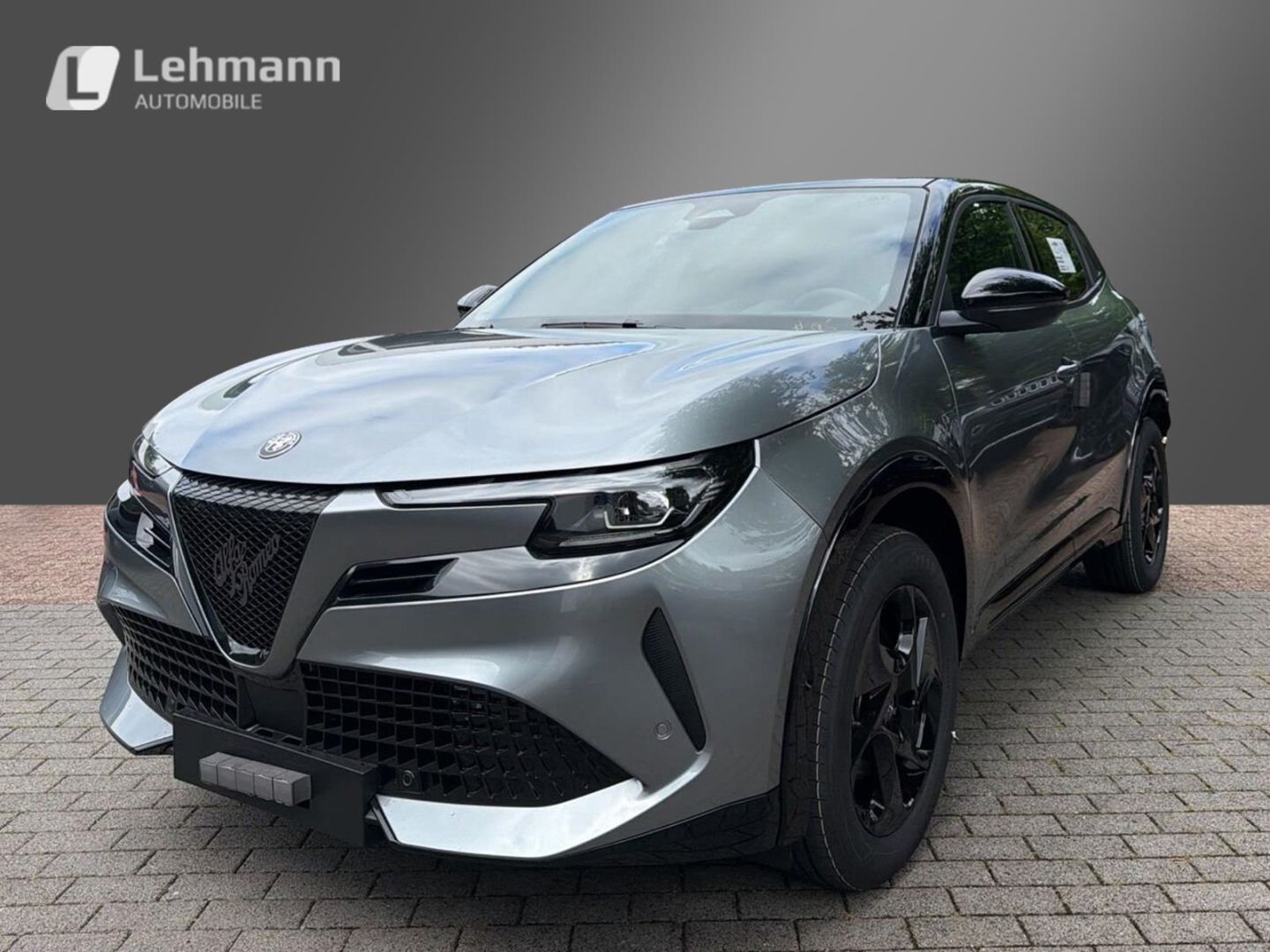 Fahrzeugabbildung Alfa Romeo Junior Ibrida TI 1,2 VGT 107kW MY26-Panoramadach