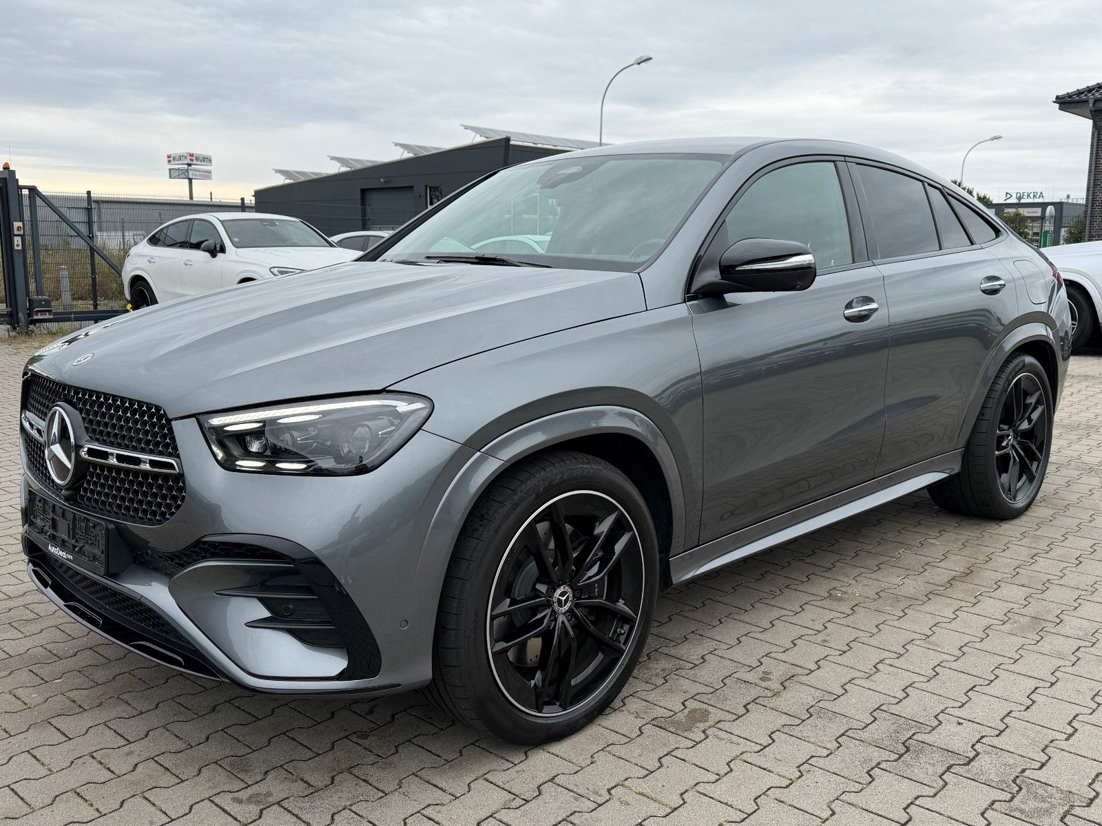 Mercedes-Benz GLE 400e COUPE AMG line Airmatic DISTRONIC