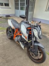 KTM 990 Super Duke R - KTM 990 SUPER DUKE