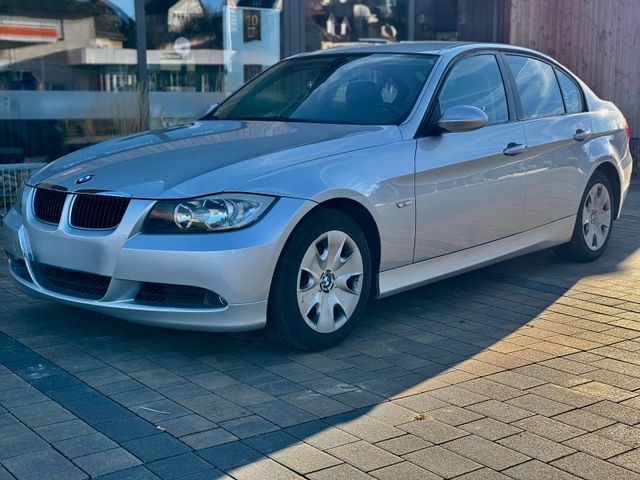 BMW 320 Baureihe 3 Lim. 320i