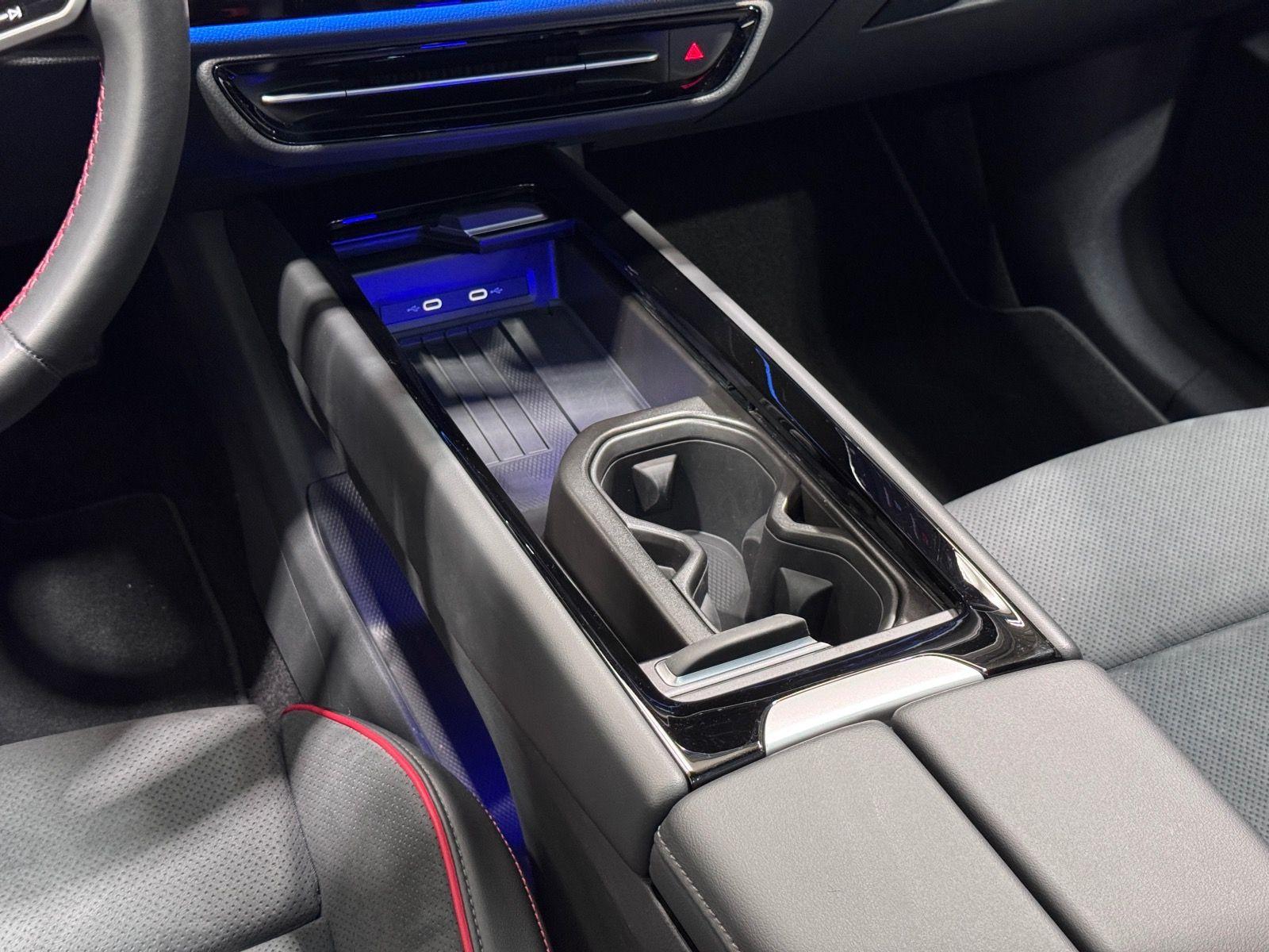 Volkswagen ID.7 Tourer GTX | MATRIX NAVI PANO HARMAN AHK