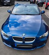 BMW 325i Cabrio - E93 - BMW: E93