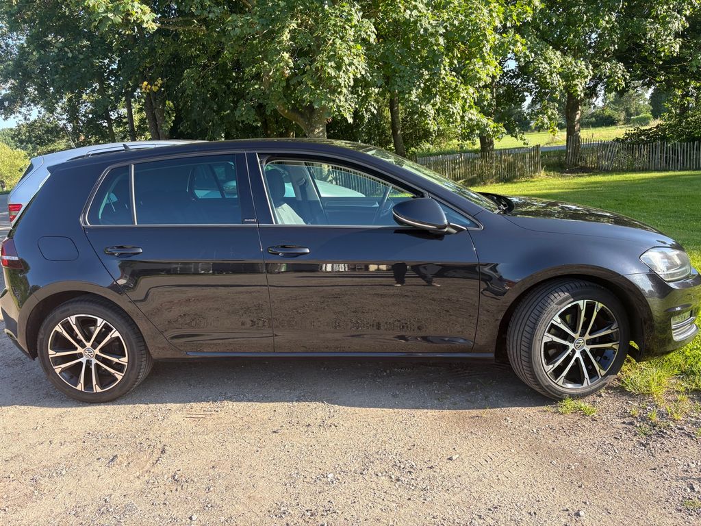 Image of Volkswagen Golf