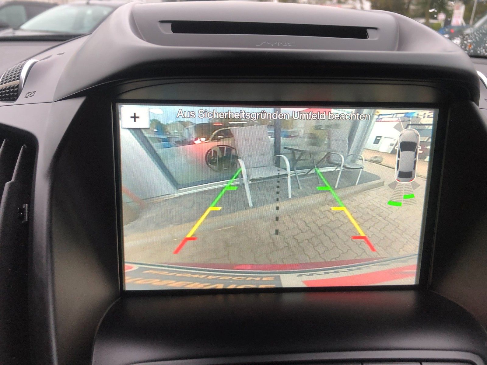 Fahrzeugabbildung Ford Kuga ST-Line 1.6 Automatik / Schiebedach