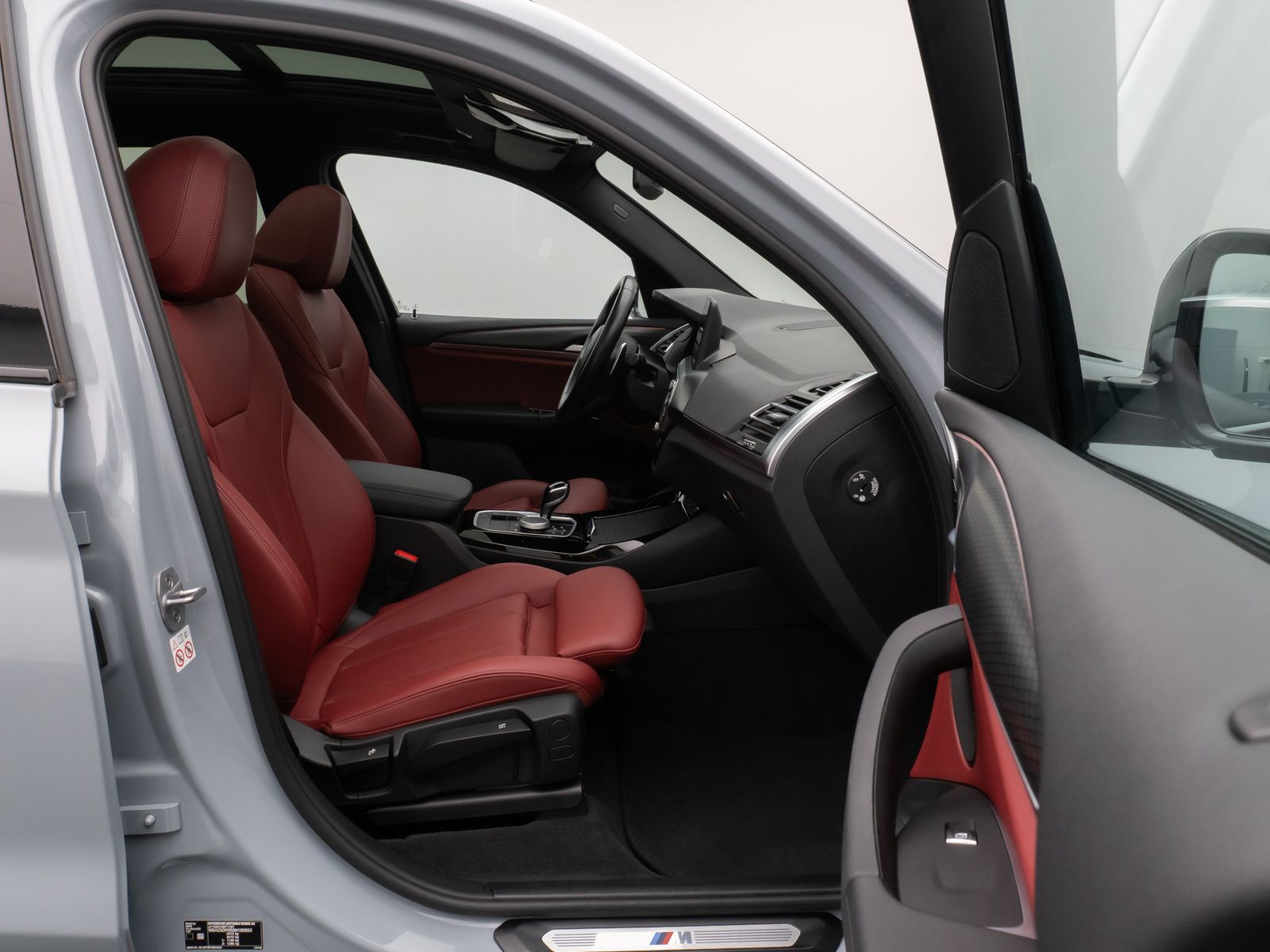 Fahrzeugabbildung BMW X3 xD20i M Sport HiFi Kamera DAB Panorama 20Zoll
