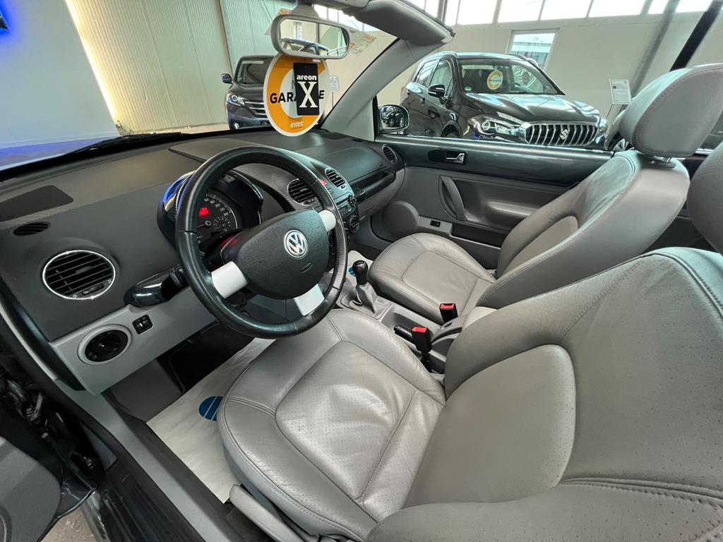 Volkswagen New Beetle