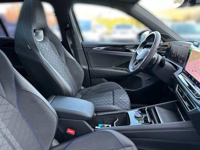 Tiguan R-Line 1.5 eTSI OPF DSG AHK Navi Panorama