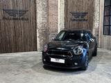 MINI Cooper S Paceman *NAVI*HINTEN*XENON*120 Kw* - : Schwarz, Sitzheizung, Hinten