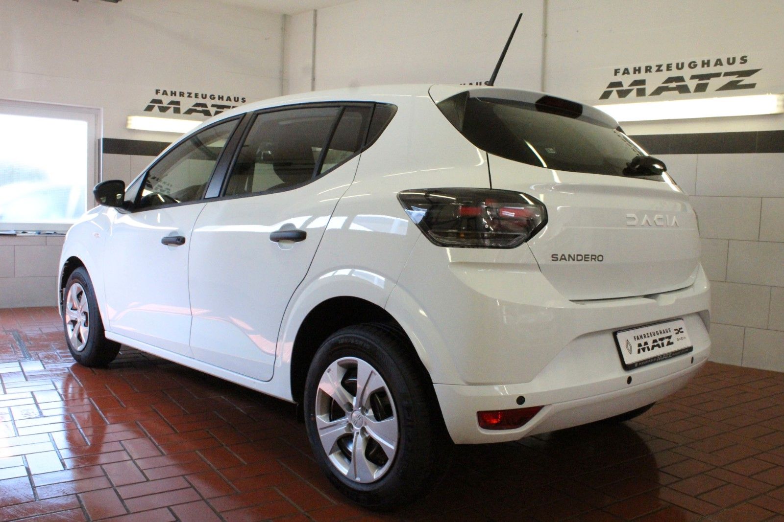 Fahrzeugabbildung Dacia Sandero SCe 65 Essential*Klima*Media Display*