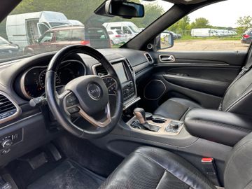 Jeep Grand Cherokee - 10