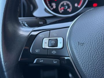 Volkswagen Golf VII Join 1.6 TDI °LED°Navi°RFK°PDC°SHZ°