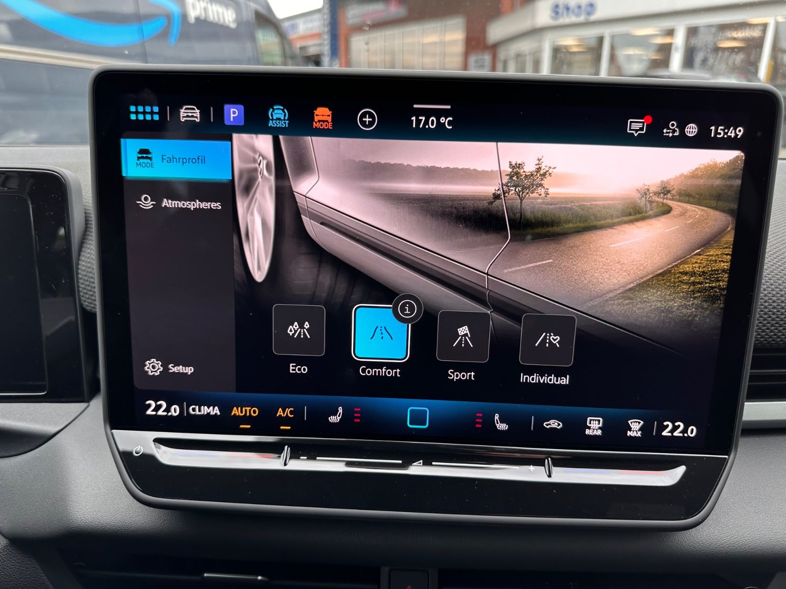 Fahrzeugabbildung Volkswagen T-Roc R Line 1.5 eTSI DSG APP/ACC/AHK/LED/eHeck