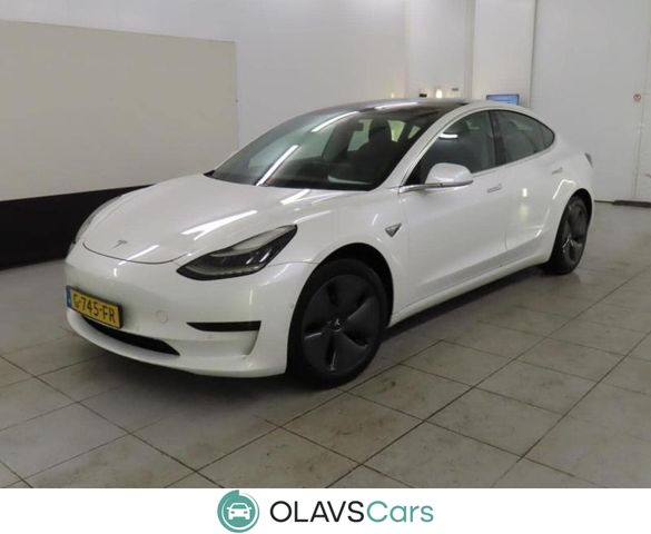 Tesla Model 3 Tesla Model 3 Standart Range Aut. Pano 