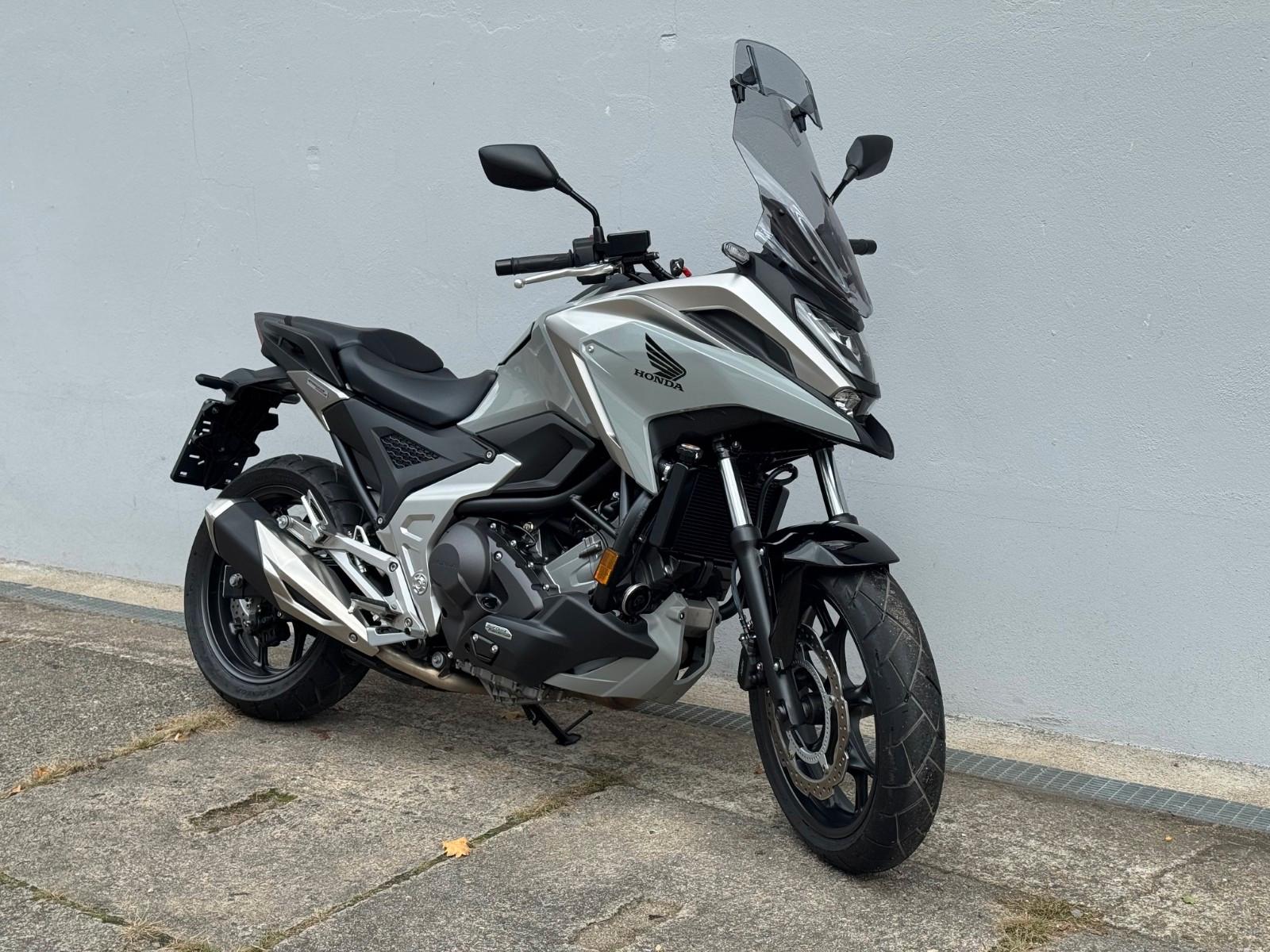 Honda NC750XD fast neu