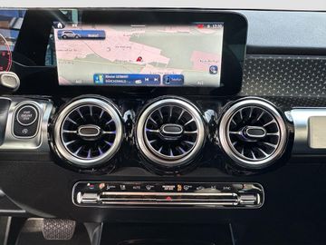 Mercedes GLB 200 - 11