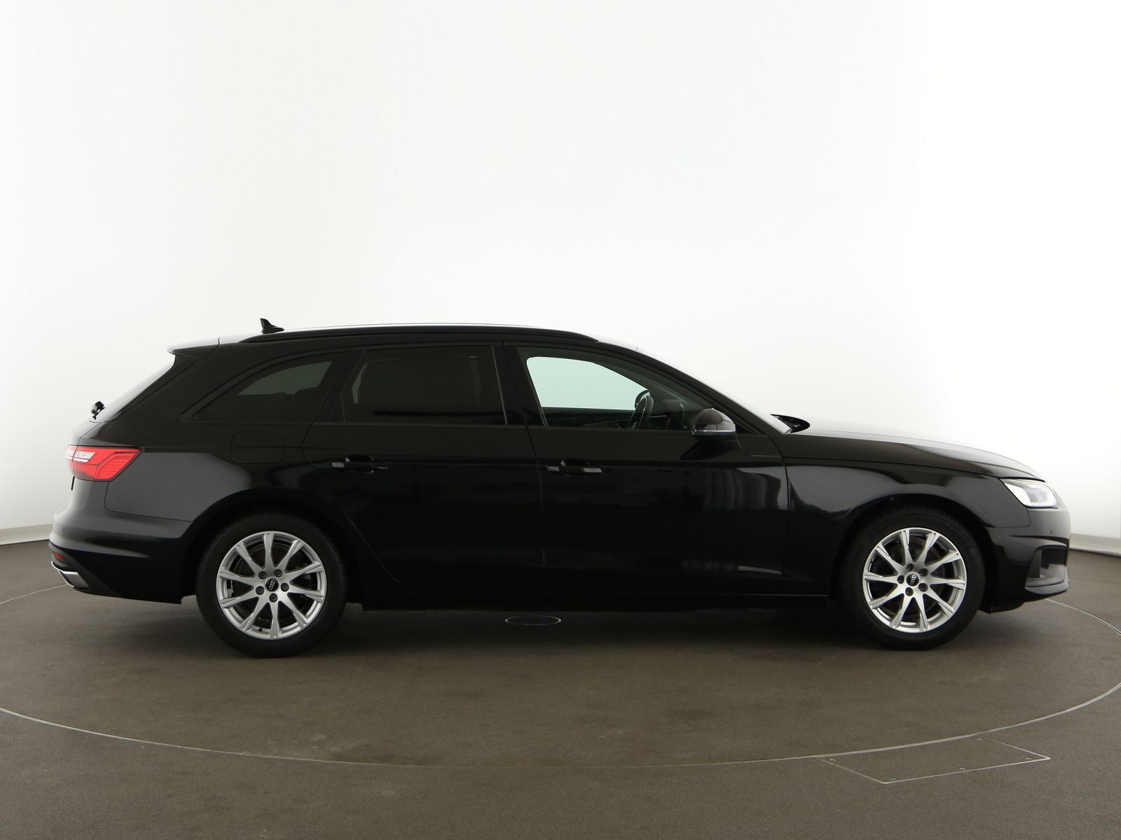 Audi A4 - Bild 8