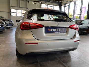 Mercedes-Benz A 200 A -Klasse *NAVI*PDC*SPURASSIST*TEMPOMAT*