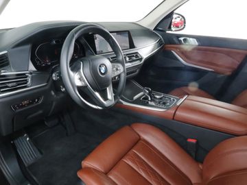 BMW X7 - 7