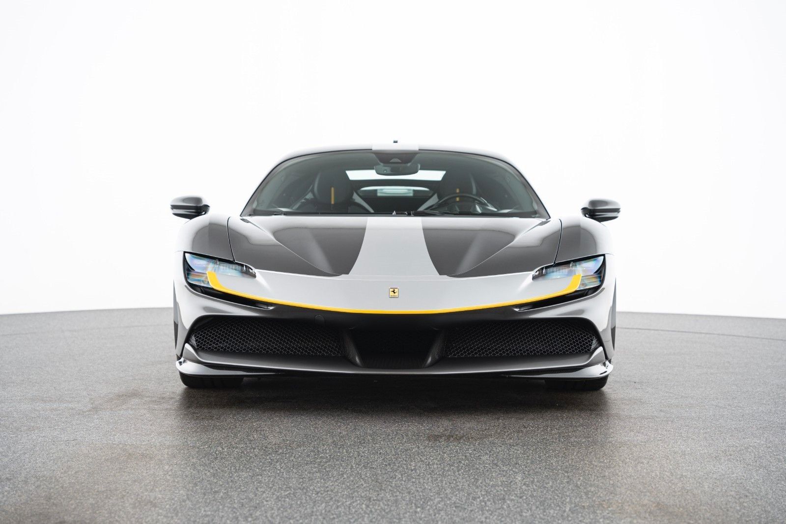 Ferrari SF90 Stradale imagem 2
