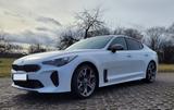 Kia Stinger 3.3  V6 T-GDI 4AWD GT  - Kia Stinger: Von Privat