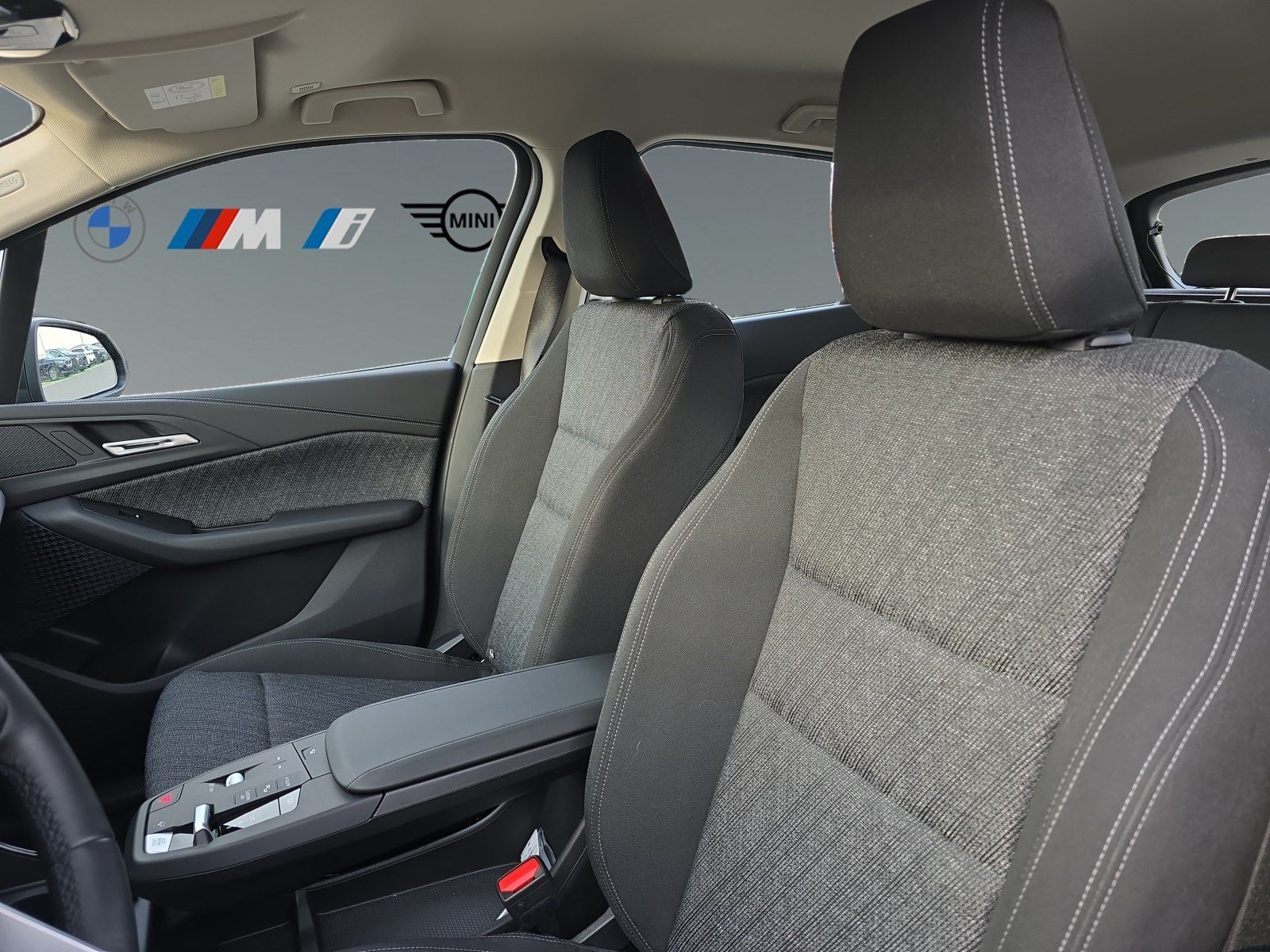 BMW 218 Active Tourer - Bild 11