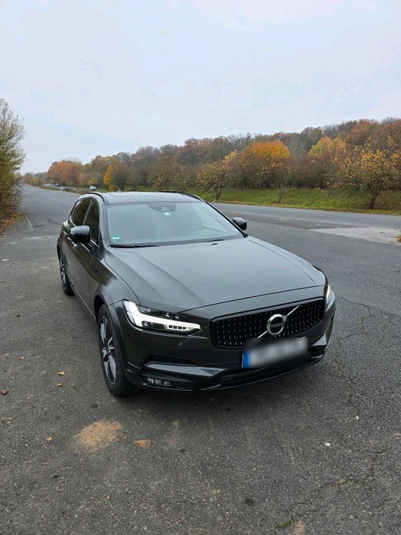 Image of Volvo V90 Cross Country