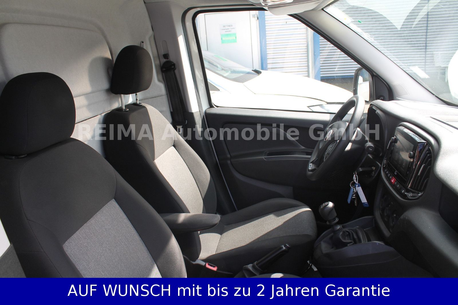 Fahrzeugabbildung Fiat Doblo Doblò SX 1,6 D  Kasten, Klima, Apple Car