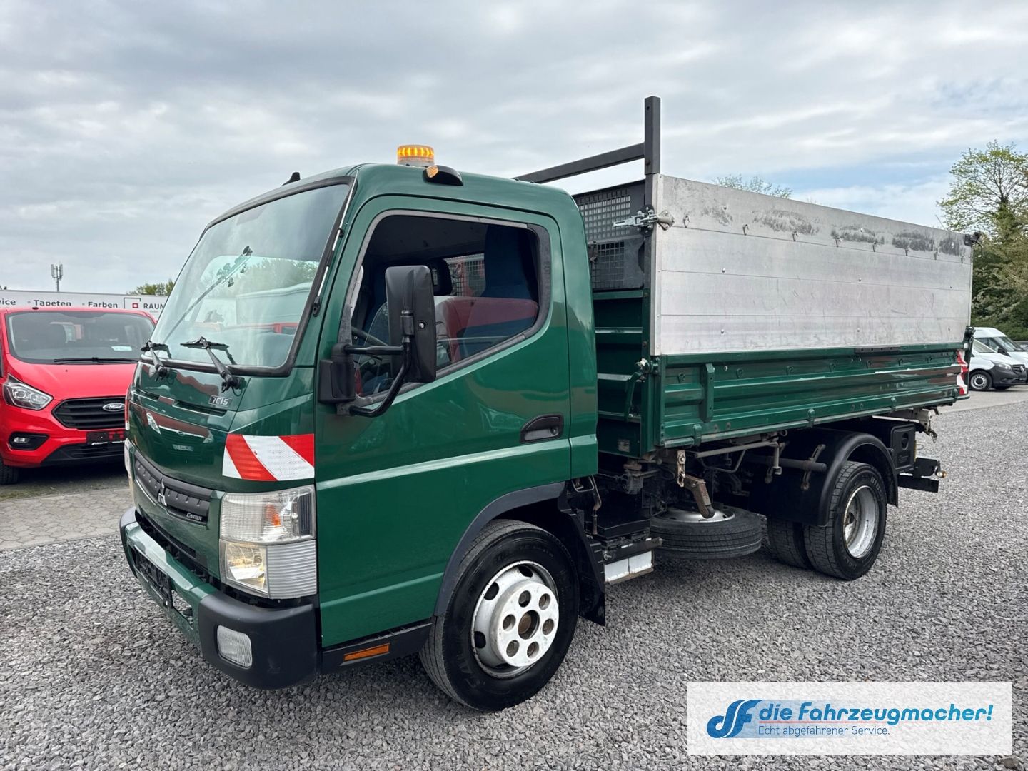 Fahrzeugabbildung Mitsubishi Fuso CANTER eFH Radio