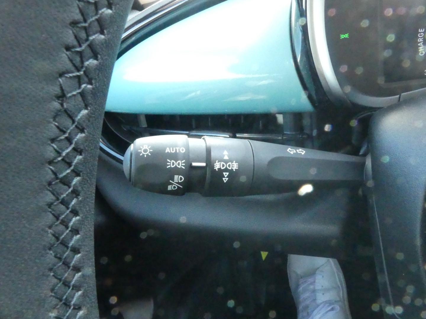 Fiat 600 HYBRID ICON 1.2 110 PS DCT6 KOMFORT NAVI KAM, миниатюра 23
