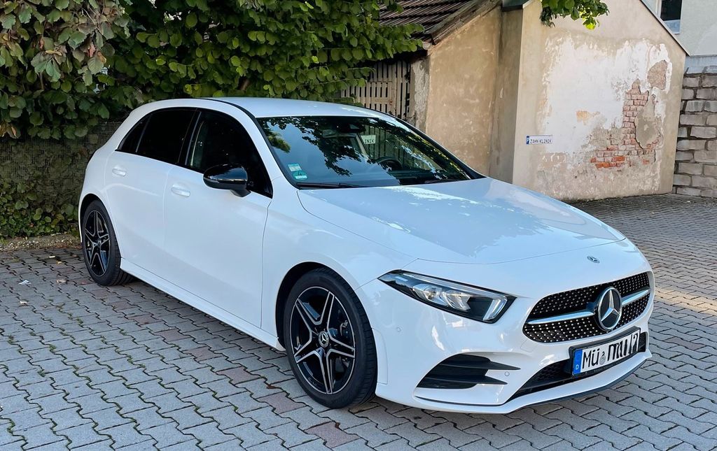 Image of Mercedes-Benz A 220