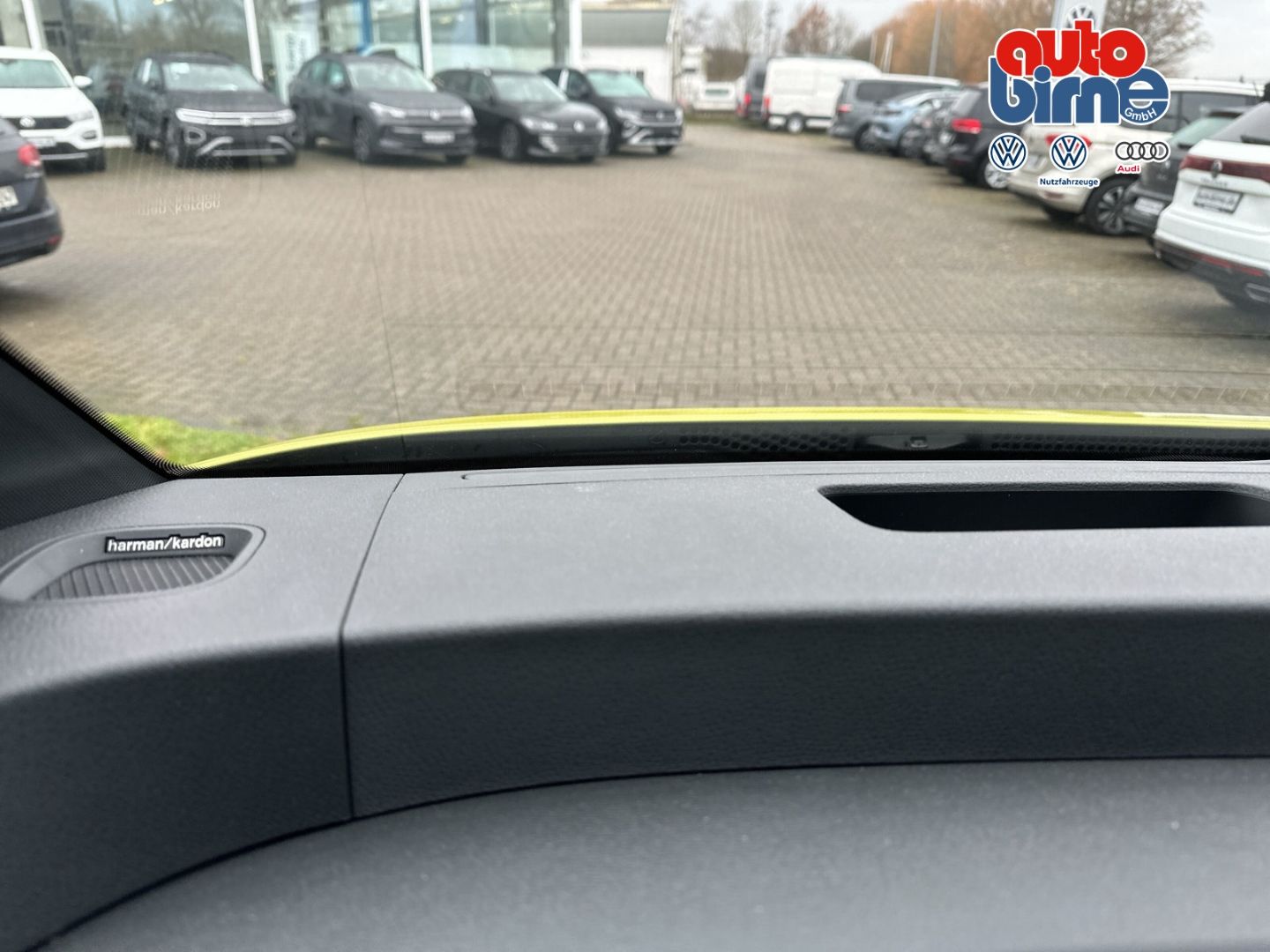 ID. Buzz Pro LR HUD AHK-klappbar Panorama Navi S