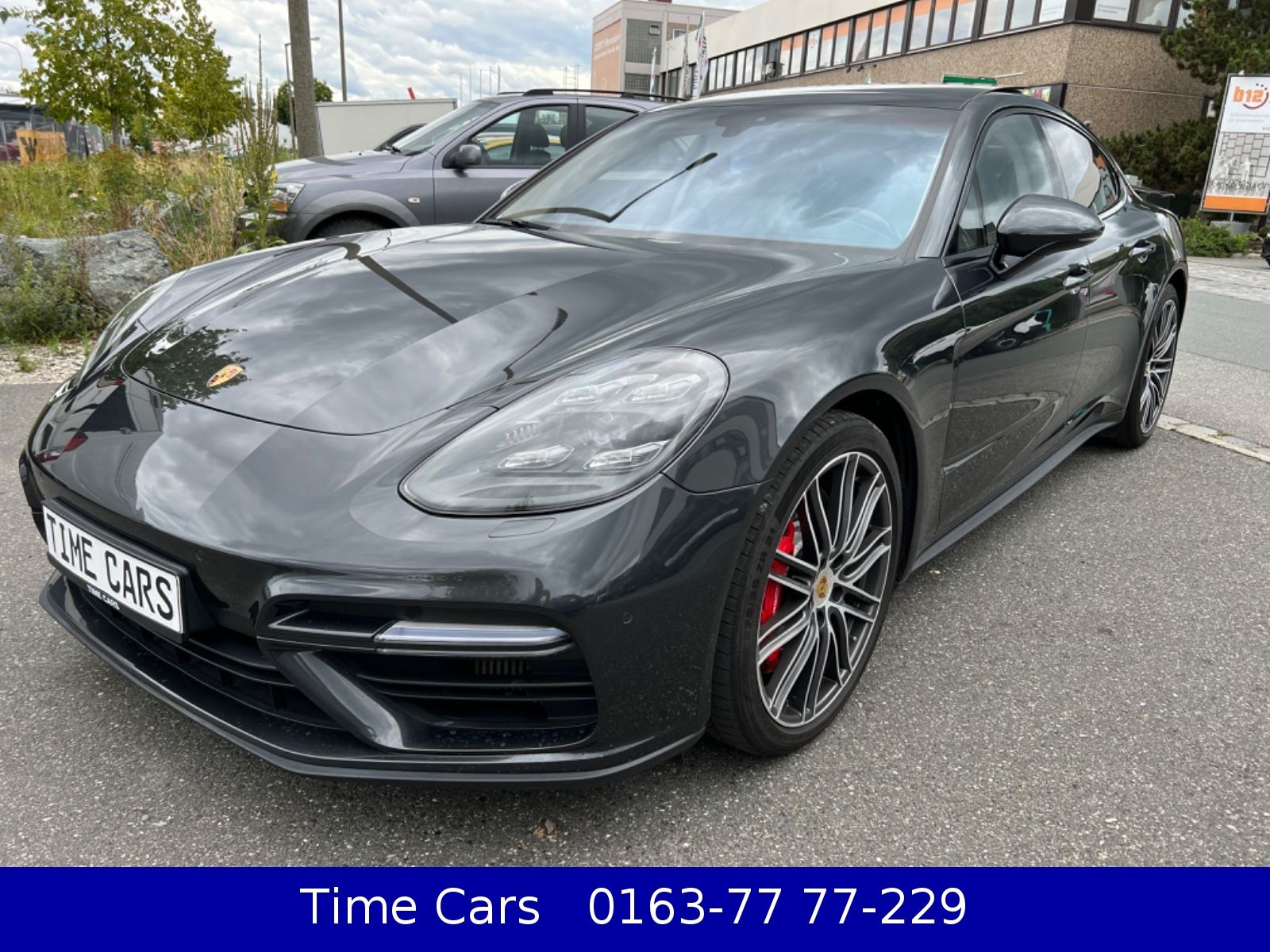 PORSCHE Panamera Turbo Pano Sportabgas Vierradlenkung 21