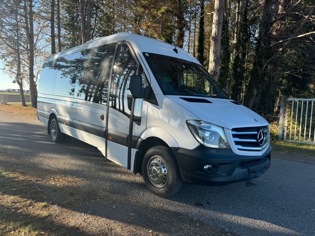 Mercedes-Benz Sprinter 519 V6