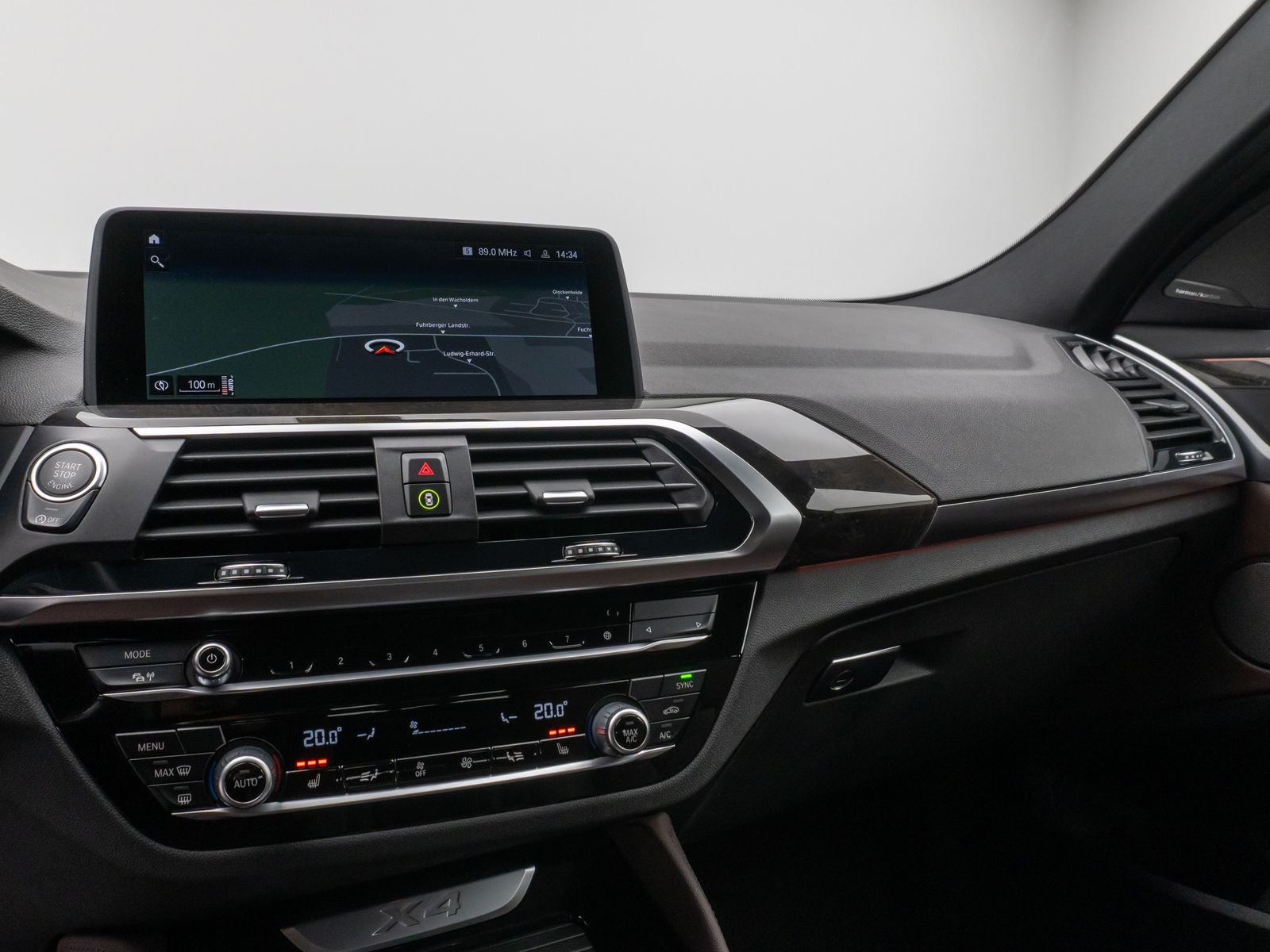 Fahrzeugabbildung BMW X4 xD20i MSport HUD DAB H/K Komfort Alarm 20Zoll