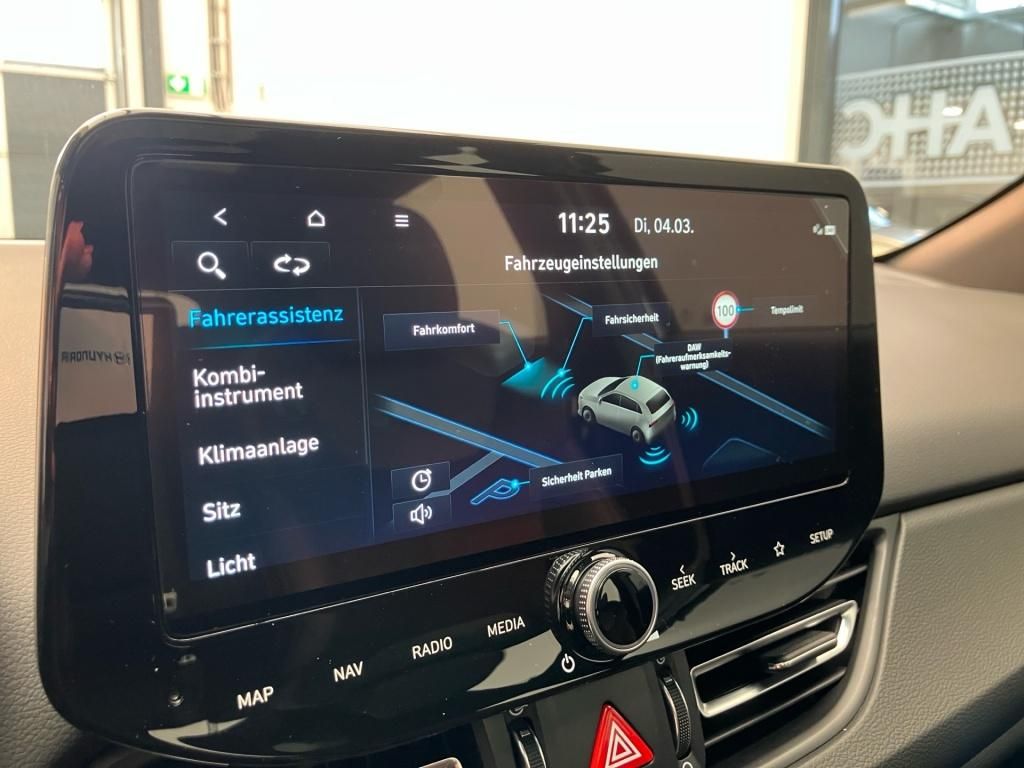 Fahrzeugabbildung Hyundai i30 Kombi 1.5 T-GDI 7-DCT N-Line 2xKlima ACC AUT