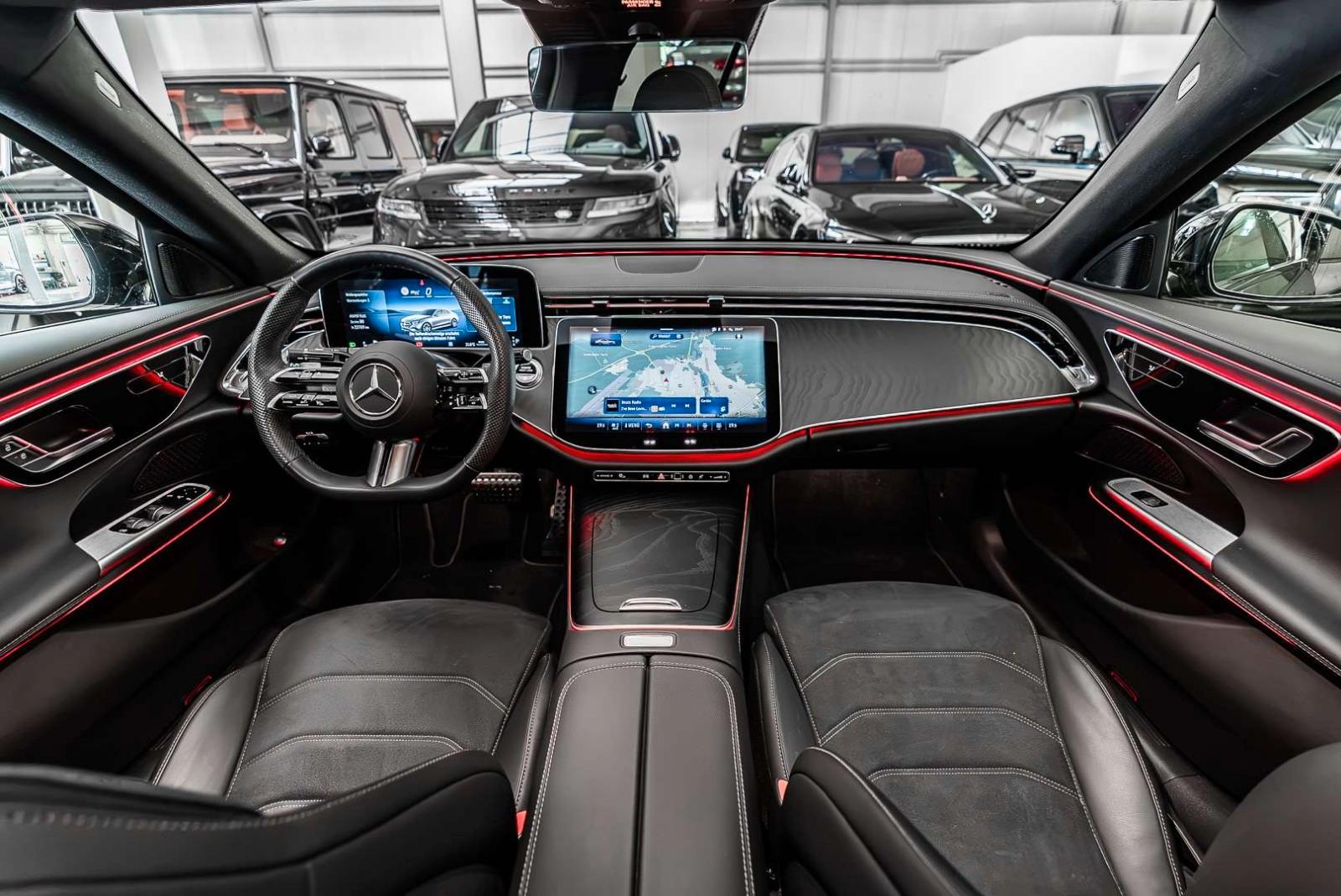 Mercedes-Benz E 200 AMG Line / Pano / Night / MY 2026