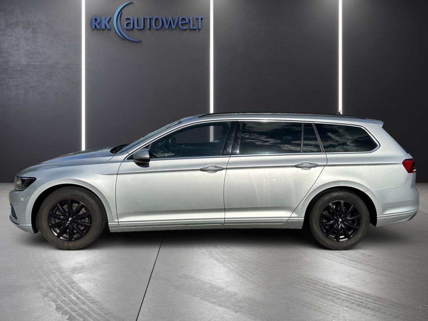 Volkswagen Passat Variant Business 1.5 TSI BMT Navi Bluetoo