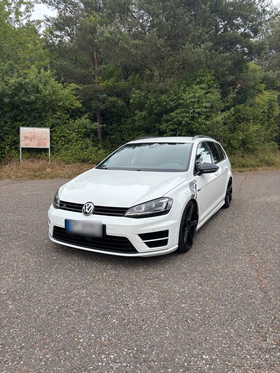 Image of Volkswagen Golf