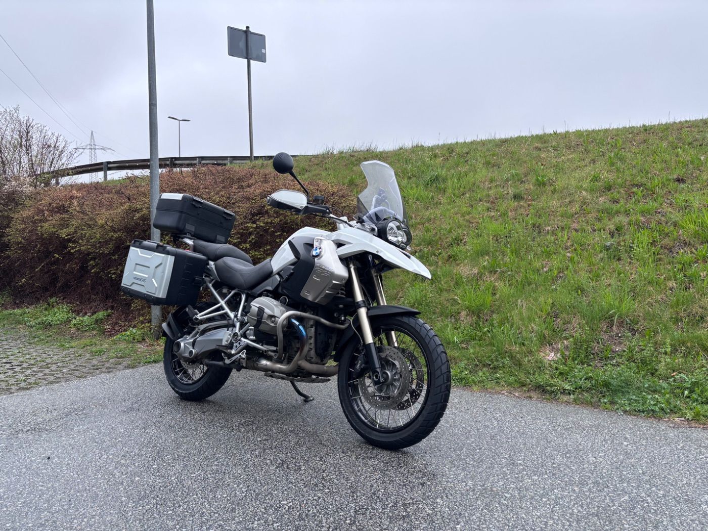 Fahrzeugabbildung BMW R 1200 GS, 30 Jahre Edition, Koffersatz, Sturzb.