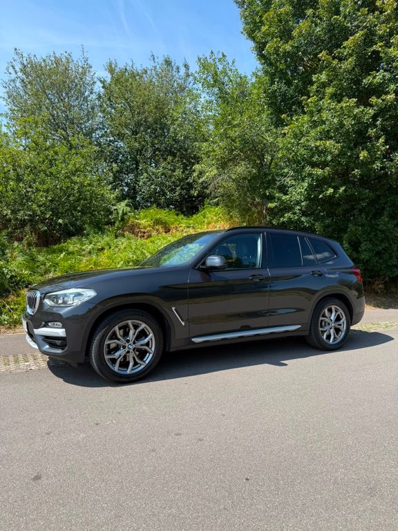 Image of BMW X3