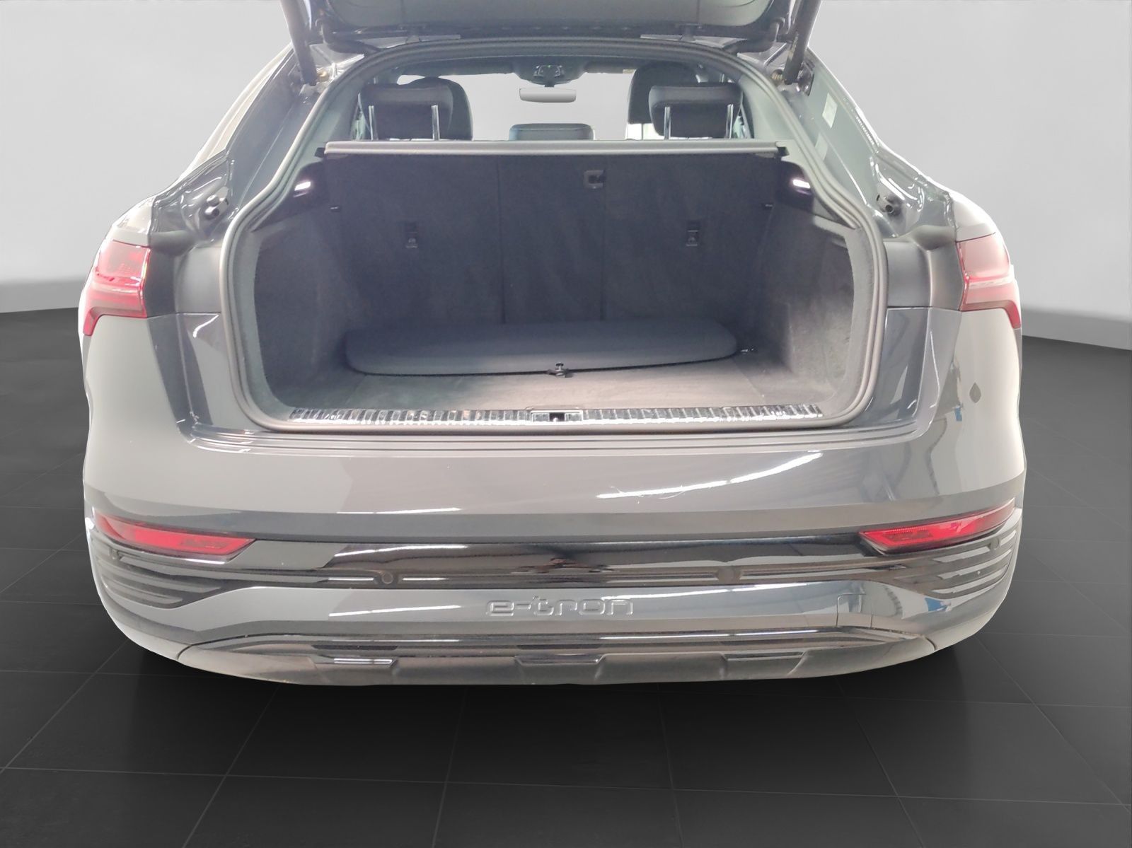 Audi Q8 e-tron - Bild 18