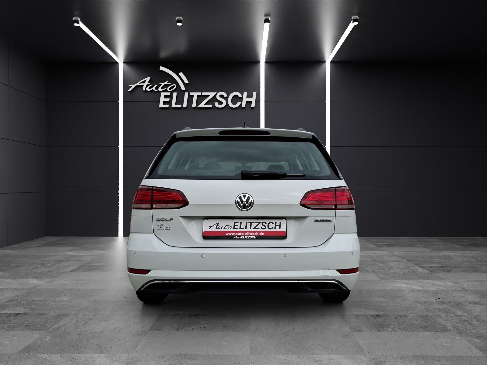 Fahrzeugabbildung Volkswagen Golf VII Variant TSI Comfortline Navi ACC RFK SH