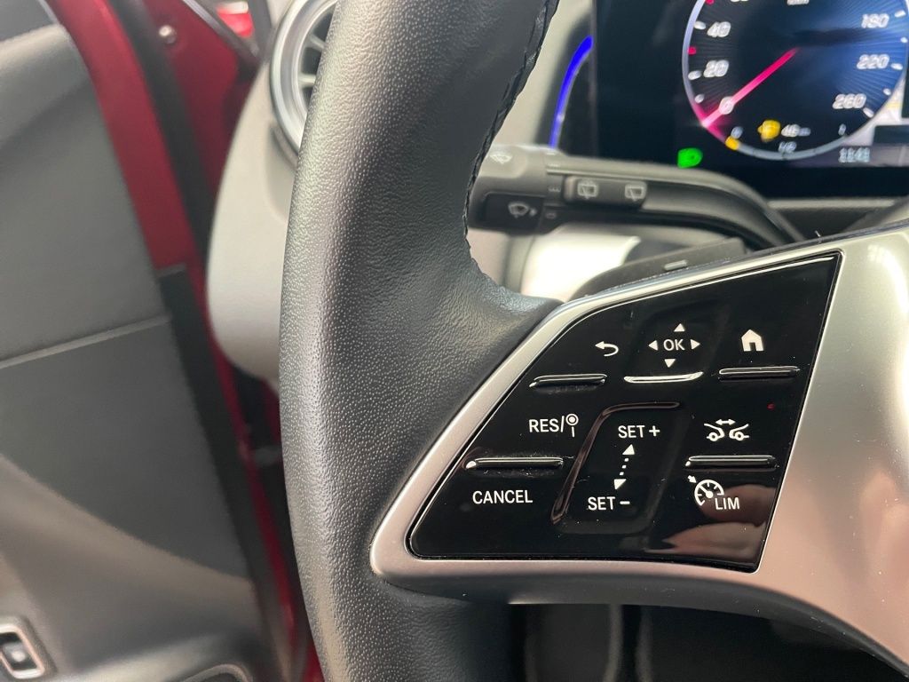 Fahrzeugabbildung Mercedes-Benz GLB 220 d 4M Night ACC AHK Totwi. Memory LED SHZ