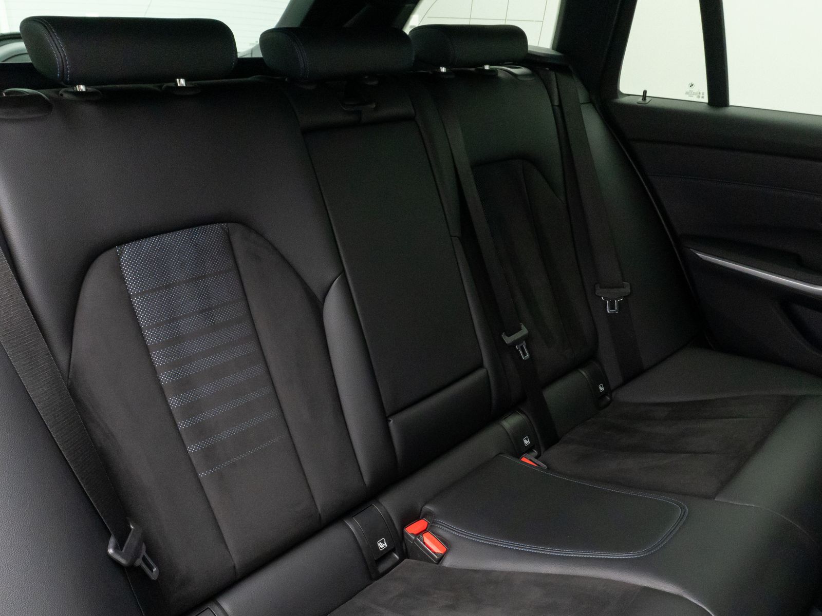 Fahrzeugabbildung BMW 320d M Sport HiFi Kamera DAB DriveAs Geschwindig