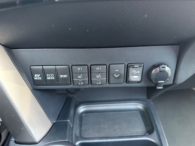 RAV 4 2.5 4x2 Hybrid TeamD NAVI+ACC+AHK