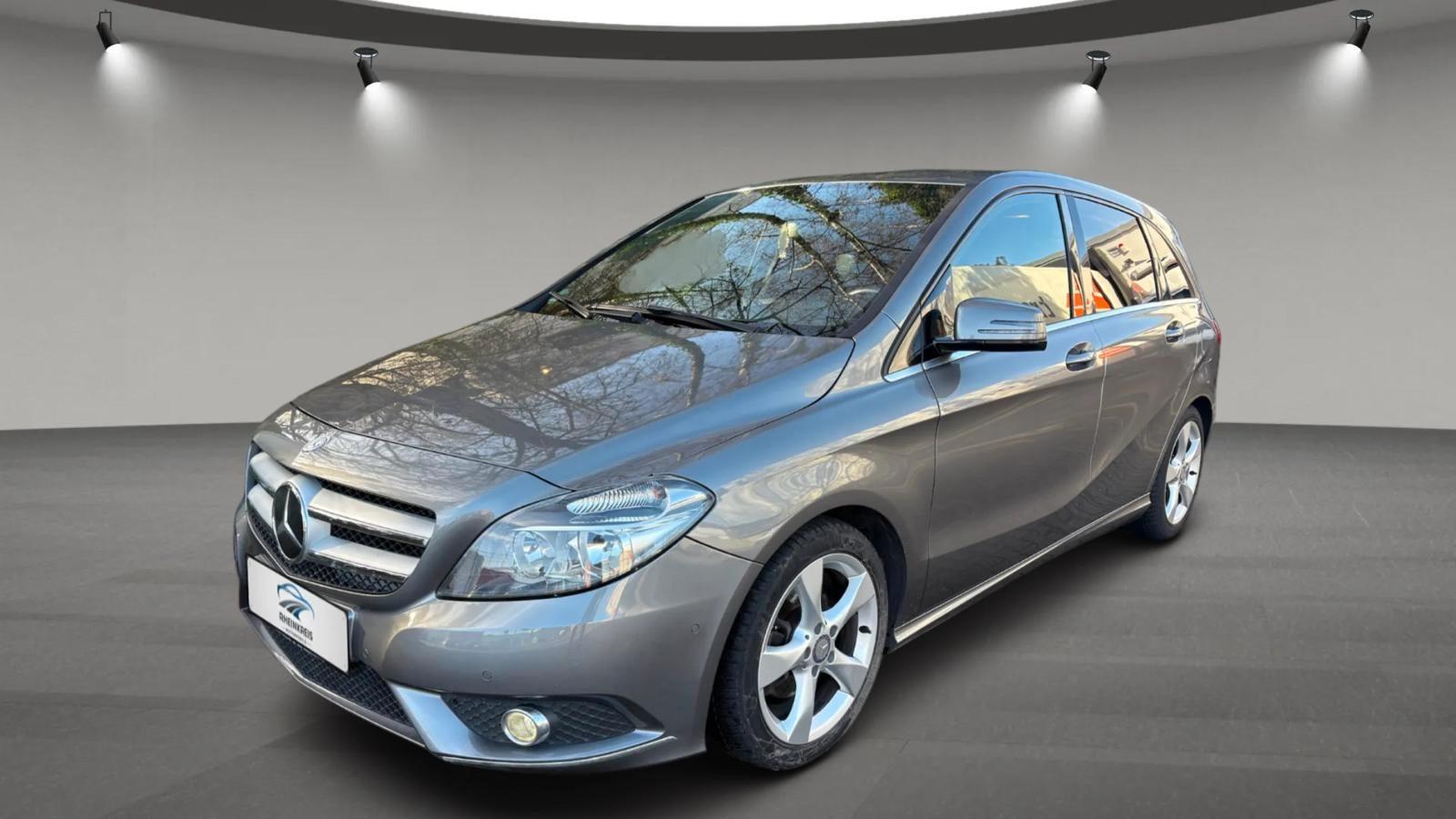 Mercedes-Benz B 180 Sitzheizung | PDC | Teilleder
