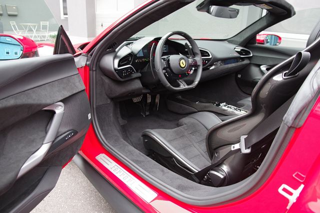Ferrari 296 GTS*DaytonaRacingSeat,Lift,JBL,Carbon,Alkant
